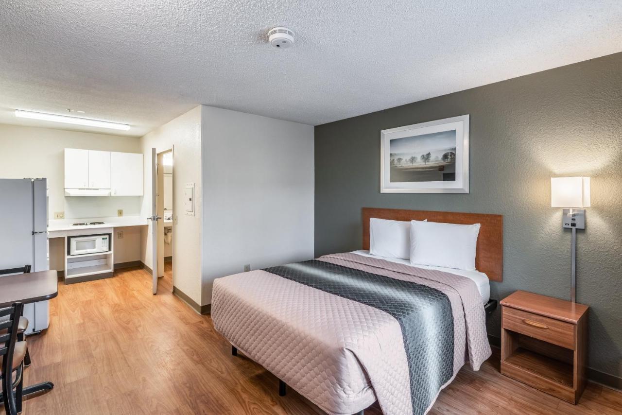 Hometowne Studios By Red Roof Spokane - Valley Spokane Valley Ngoại thất bức ảnh