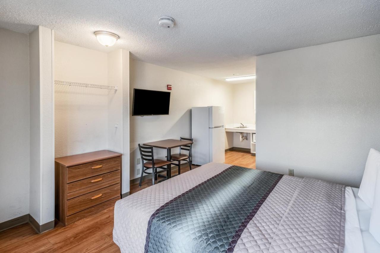 Hometowne Studios By Red Roof Spokane - Valley Spokane Valley Ngoại thất bức ảnh